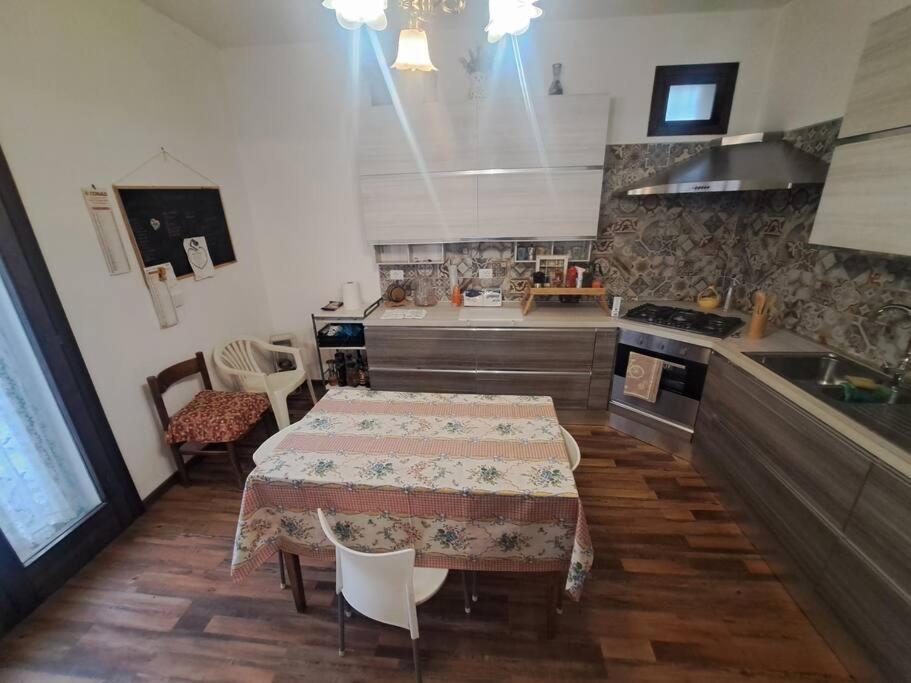 Casa Nel A Monterotondo Villa *